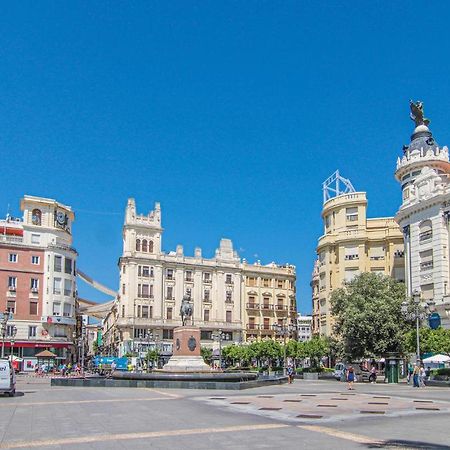 Beautiful Apartment In Cordoba With Kitchenette المظهر الخارجي الصورة