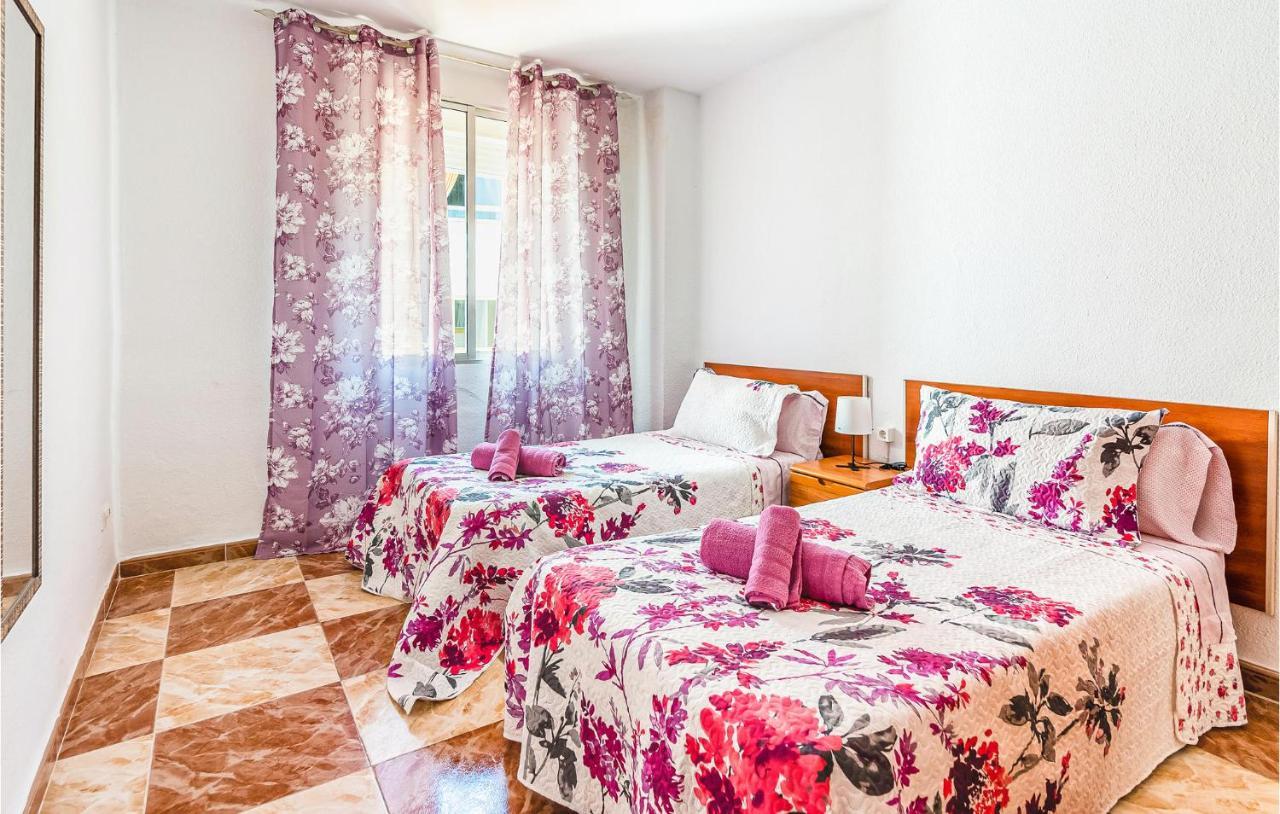 Beautiful Apartment In Cordoba With Kitchenette المظهر الخارجي الصورة
